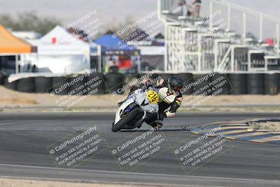 media/Nov-02-2025-CVMA (Sun) [[337aff29ab]]/Race 17-Amateur Supersport Middleweight/